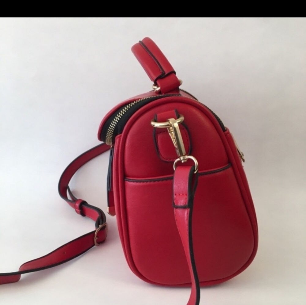 Red Faux Leather Shoulder Bag Cross Body Purse - Picture 4 of 16
